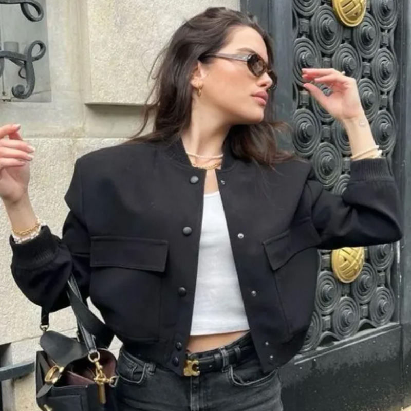سترة نسائية منفوخة من HXAO ملا - مراجعة Varsity Jacket Letterman وسعره
