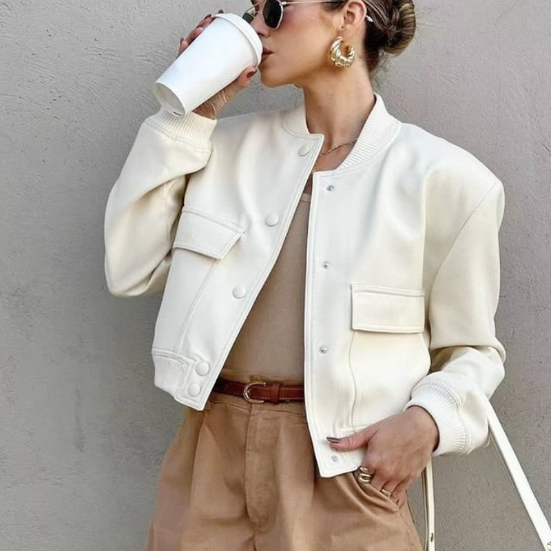سترة نسائية منفوخة من HXAO ملا - مراجعة Varsity Jacket Letterman وسعره