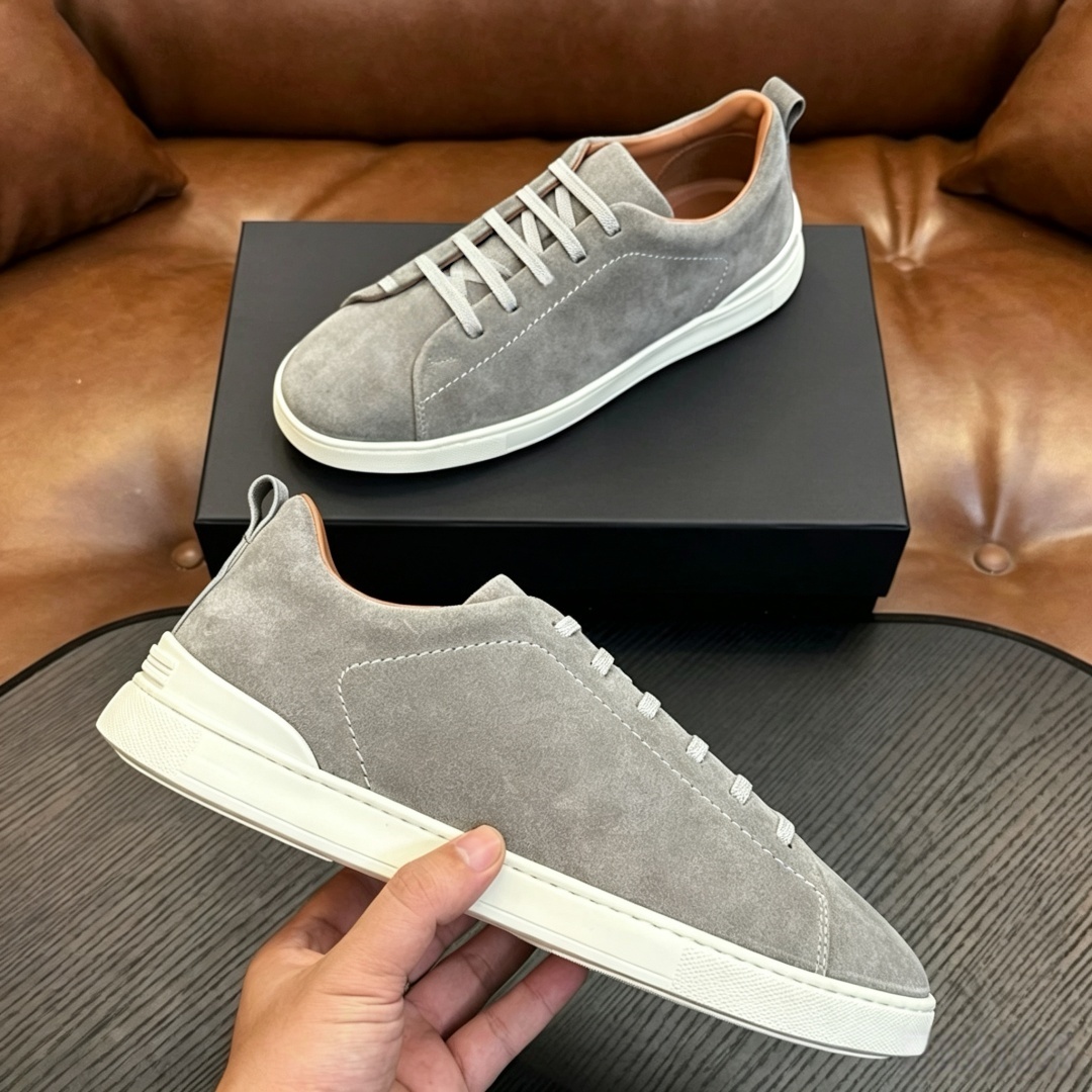 أحذية لوفرز رجالية مصنوعة يدوي - مراجعة Suede Loafers Men وسعره