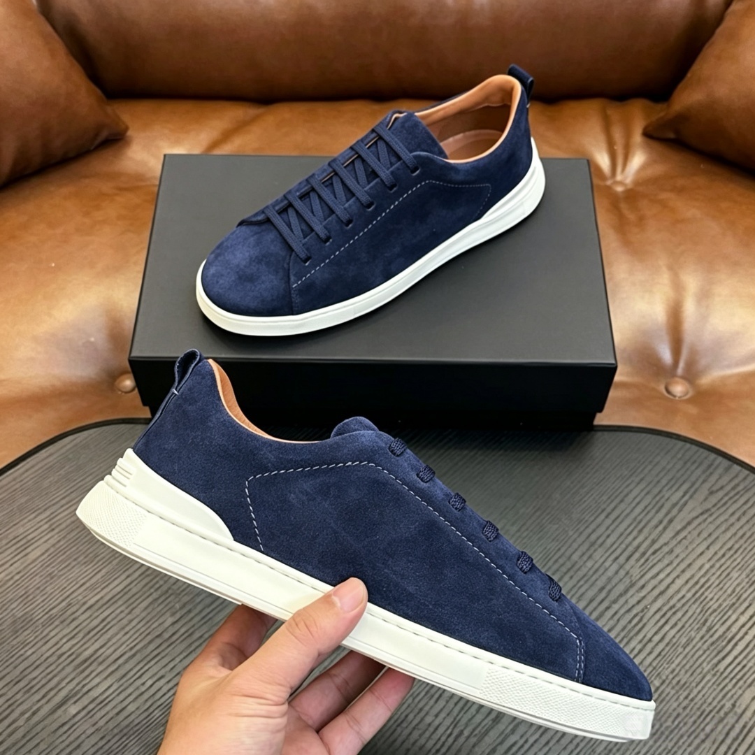 أحذية لوفرز رجالية مصنوعة يدوي - مراجعة Suede Loafers Men وسعره